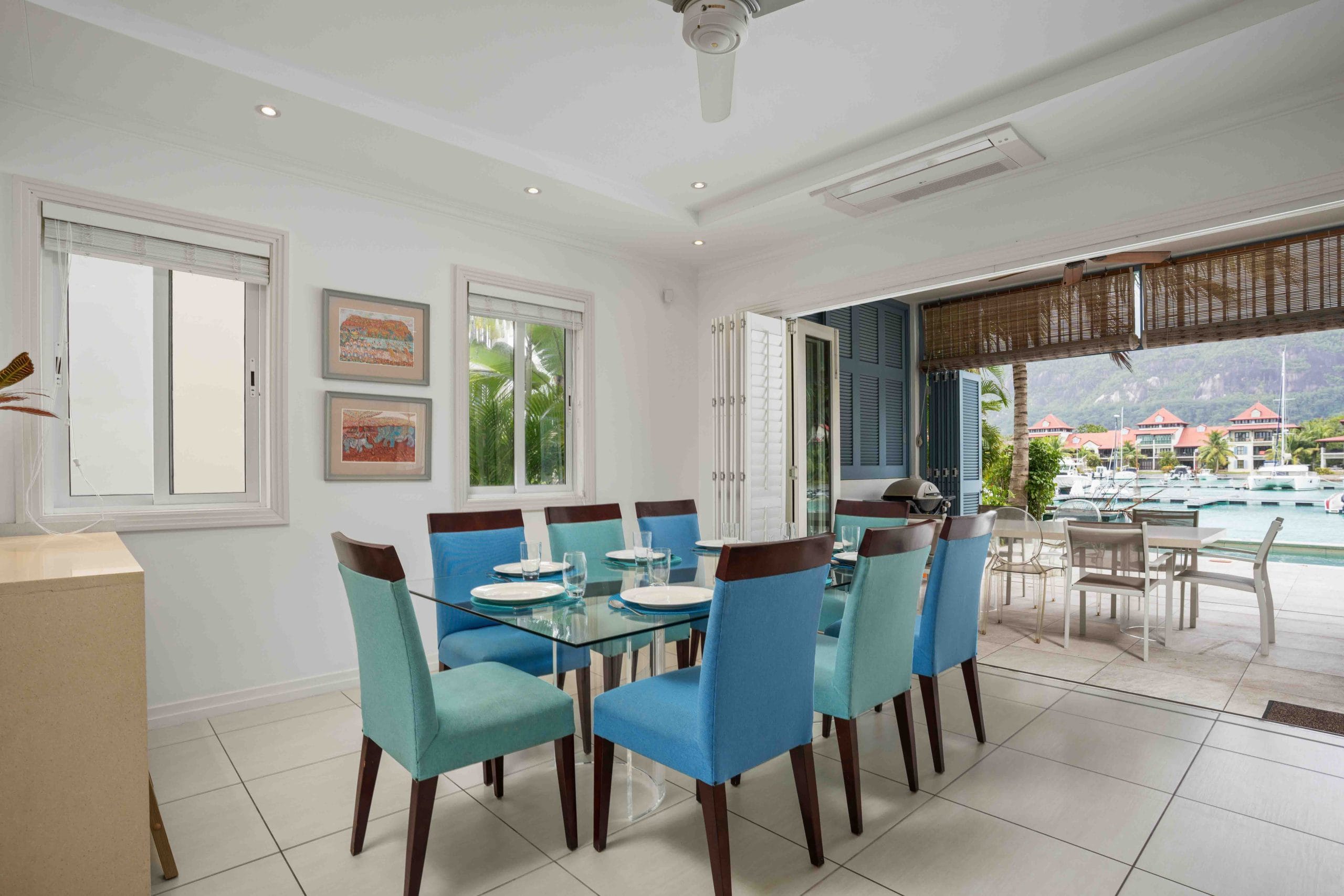 M159_dining-room.jpg