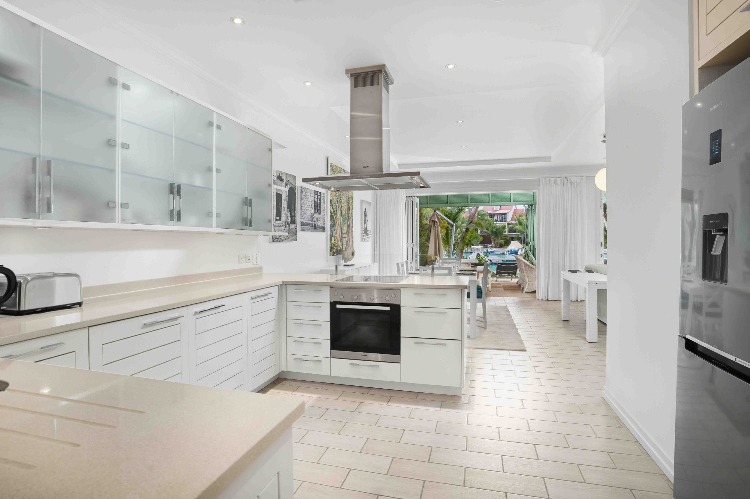 M73_kitchen.jpg