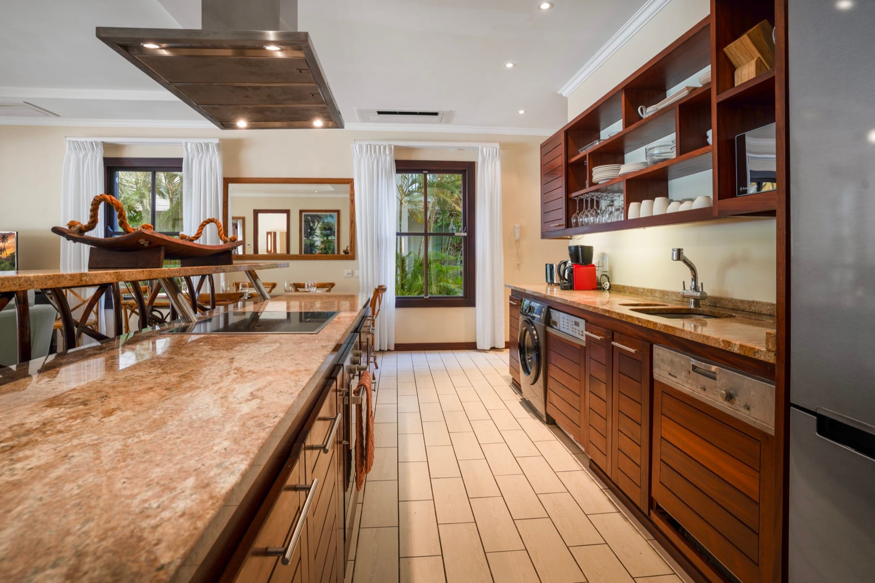 P27A1_kitchen.jpg