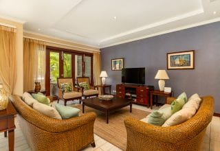 M16_living-room.jpg