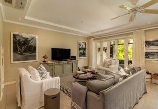 M244_living-room.jpg
