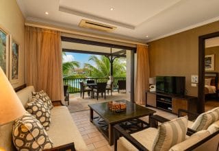 P136A15_living-room.jpg