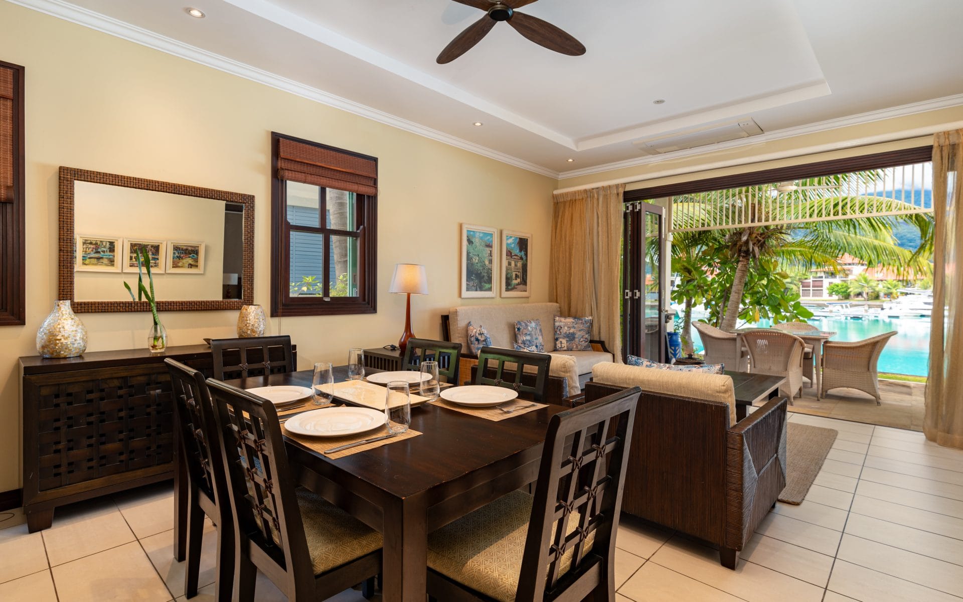 P136A5_dining-room.jpg