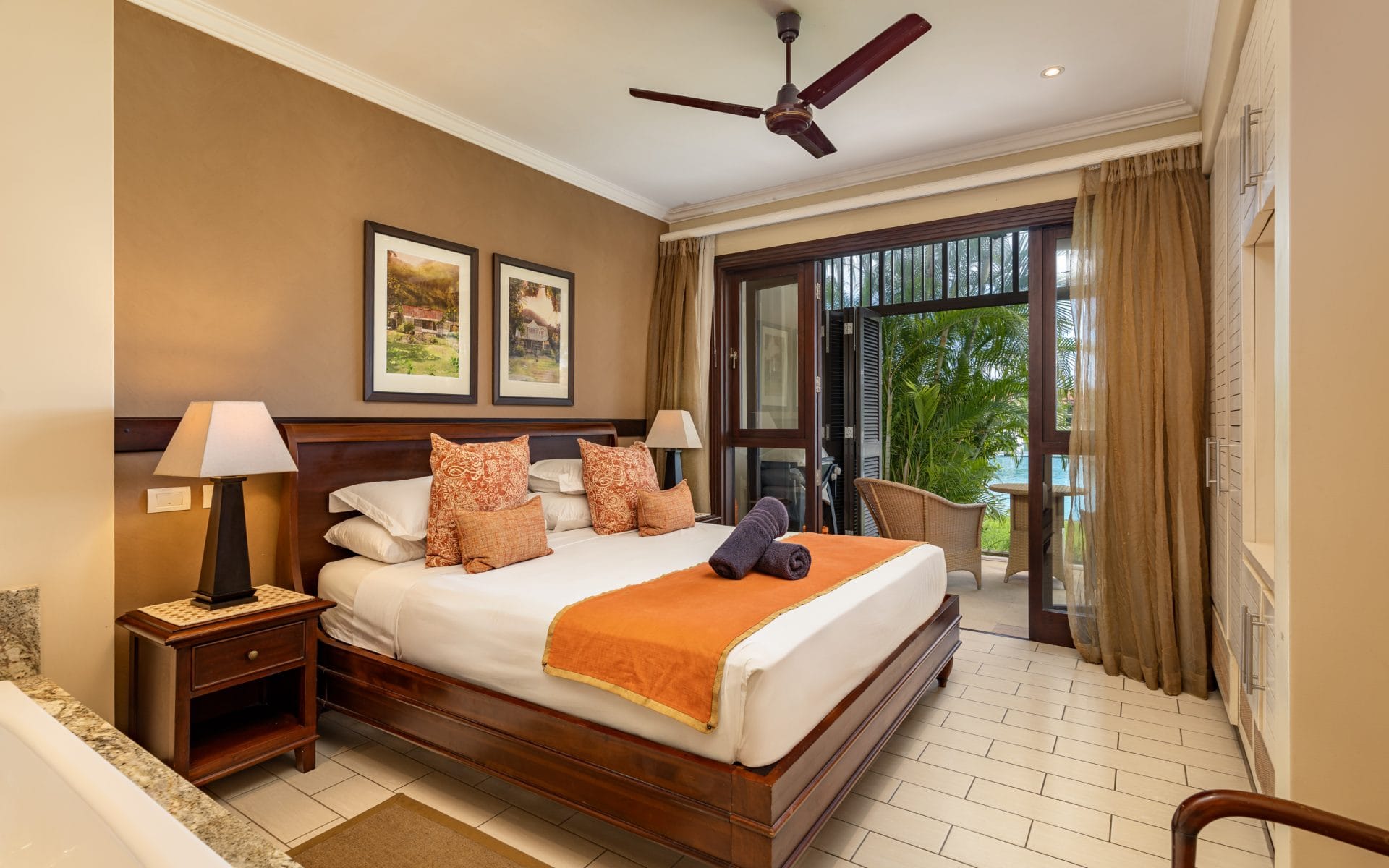 P147A03_bedroom.jpg