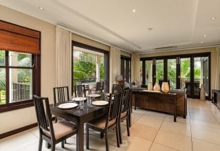 P148A11_dining-room.jpg