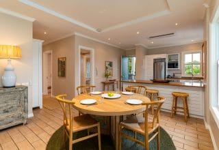P1A18_dining-room.jpg