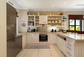 P230A5_kitchen.jpg