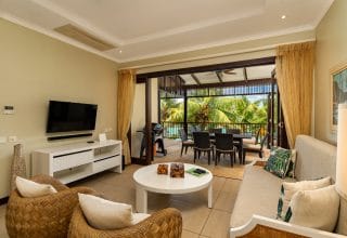 P70A14_living-room.jpg