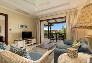 P70A23_living-room.jpg