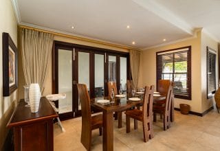 V120_dining-room.jpg