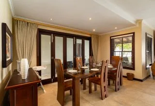 V120_dining-room.jpg