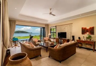 V120_living-room.jpg