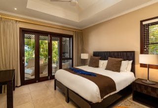 V89_bedroom.jpg