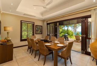V89_dining-room.jpg