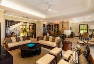 V89_living-room.jpg