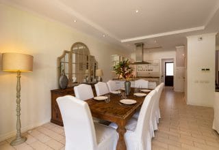 M118_dining-room.jpg