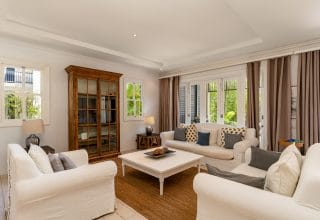 M118_living-room.jpg