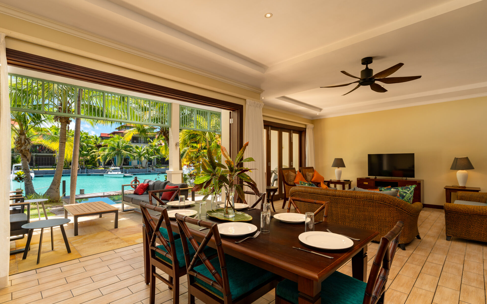 M6_dining-room.jpg