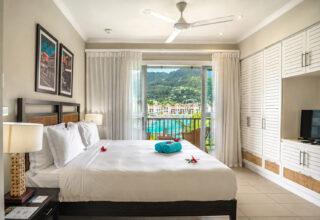 P1A21_bedroom.jpg
