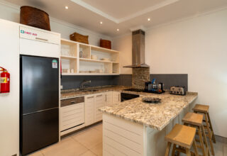 P1A2_kitchen-1.jpg