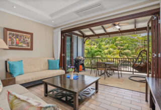 P221A12_living-room.jpg