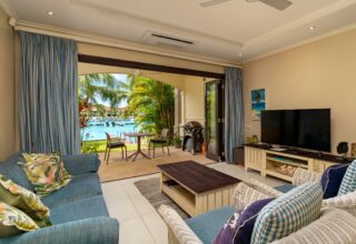 P148A4_living-room.jpg