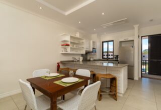 P256A12_dining-room-1.jpg
