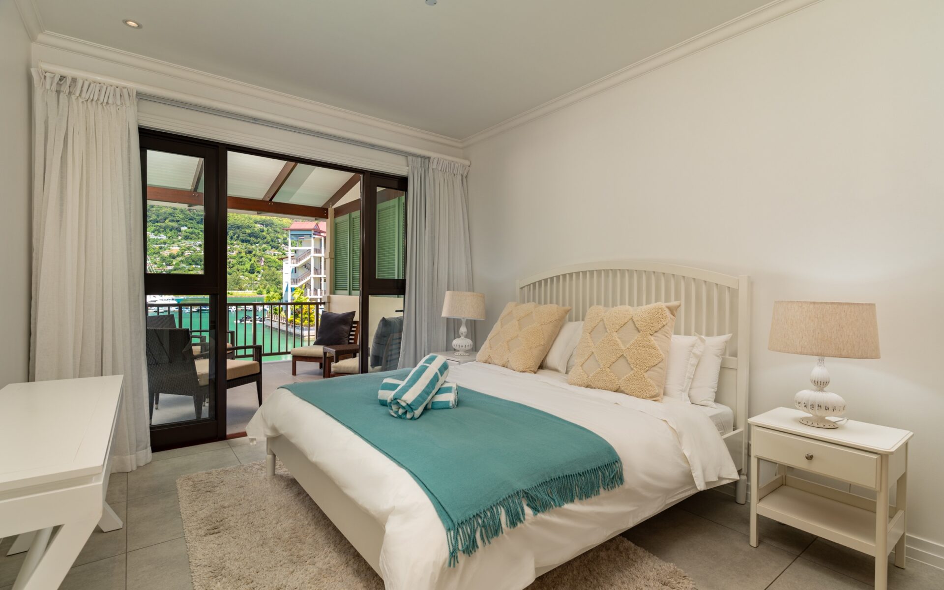 P256A14_bedroom-1.jpg
