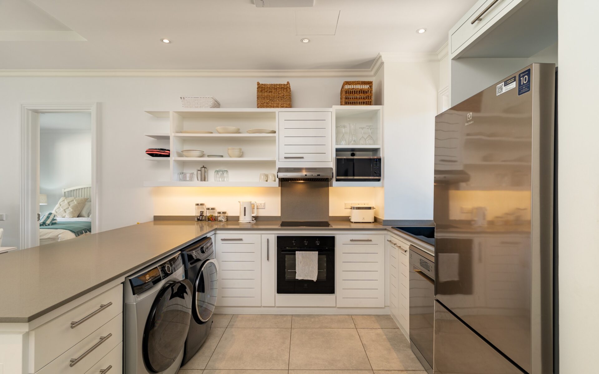 P256A14_kitchen-1.jpg