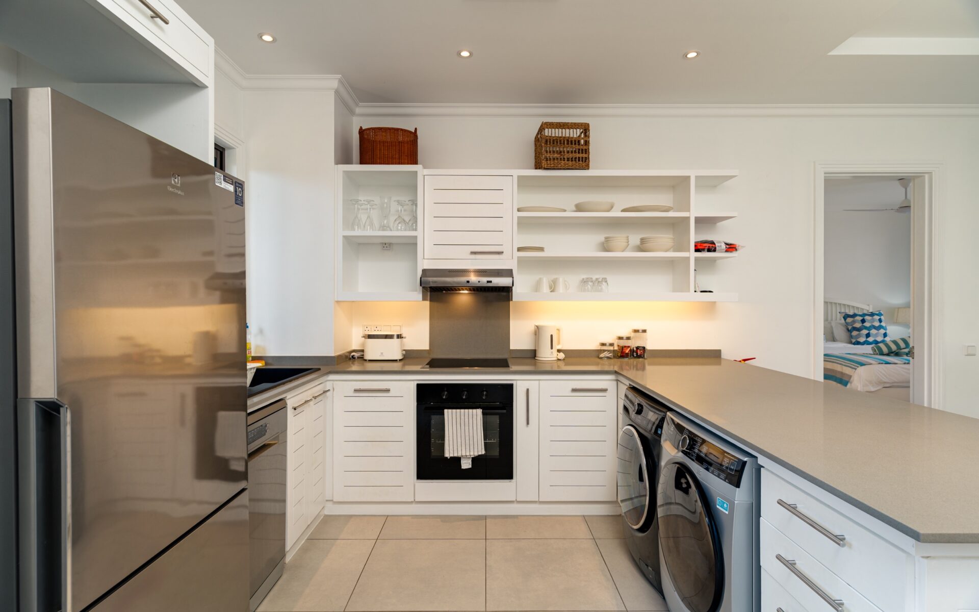 P256A1_kitchen.jpg