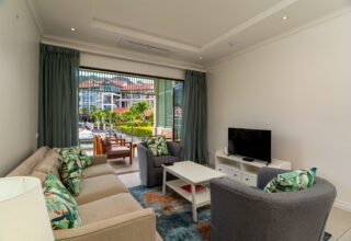P256A1_living-room.jpg