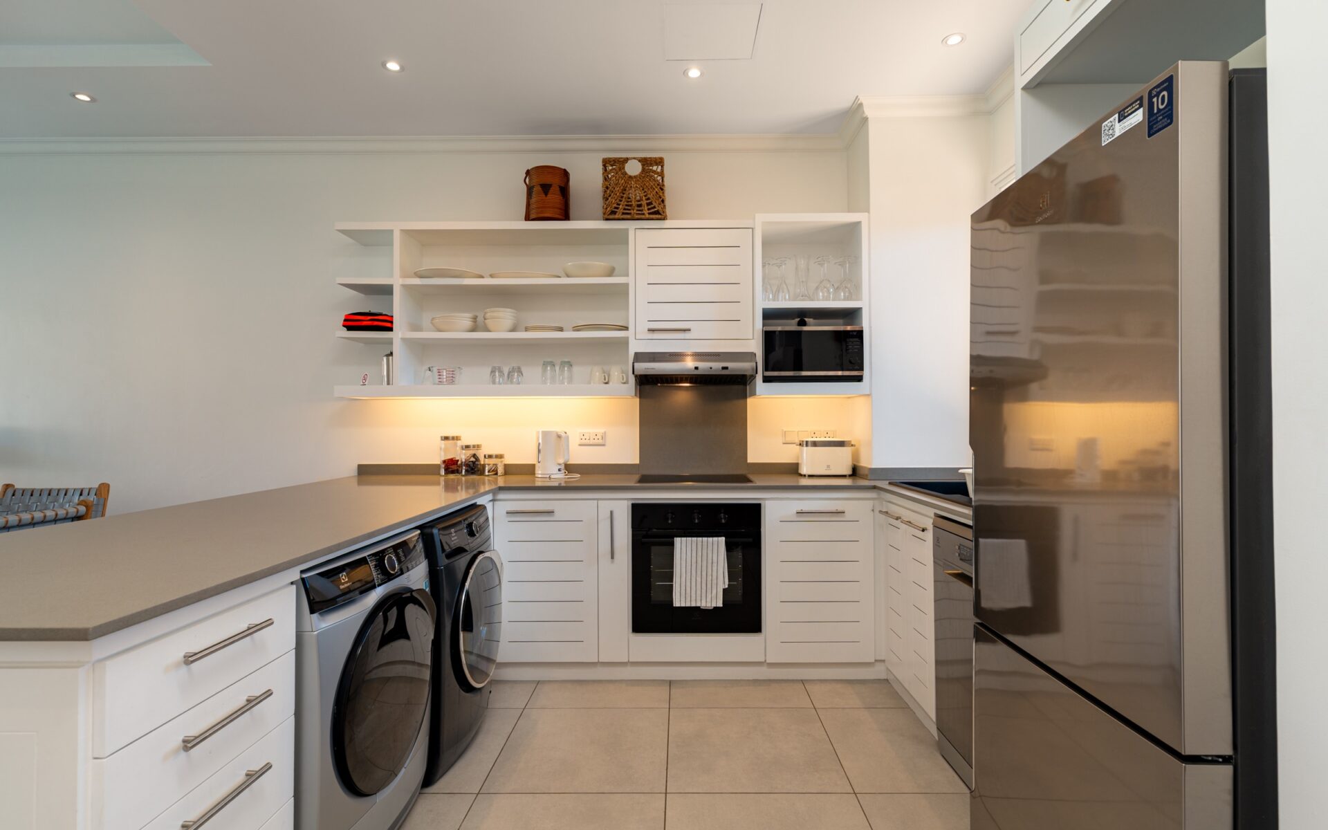 P256A2_kitchen.jpg