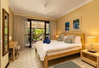 P221A2_bedroom.jpg