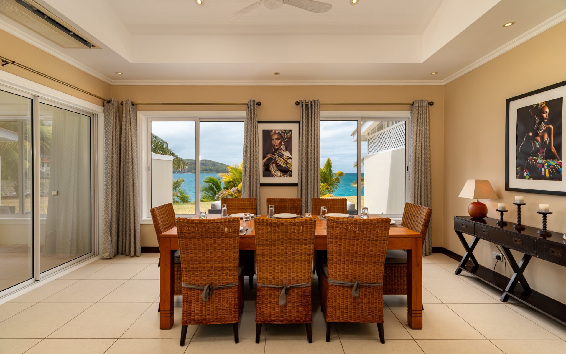 V102_dining-room.jpg