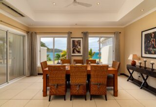 V102_dining-room.jpg